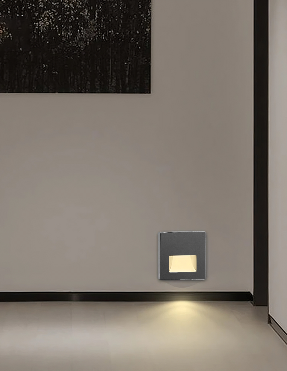 LUZ DE CORTESÍA CUADRADO APERTURA RECTANGULAR 3000K 90º GRIS