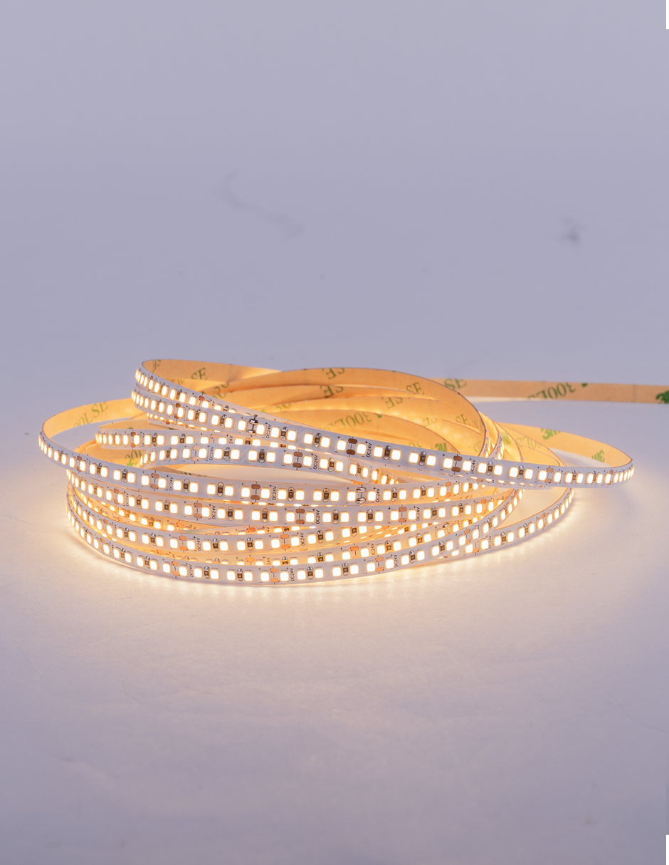 Tira 240 LEDS INTERIORES 10W/M 3000K IP20