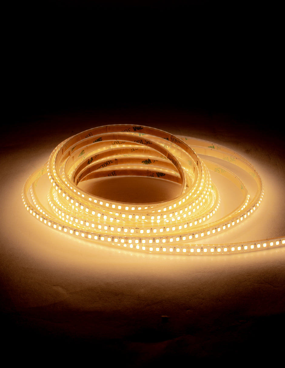 Tira 240 LEDS EXTERIORES 10W/M 3000K IP65