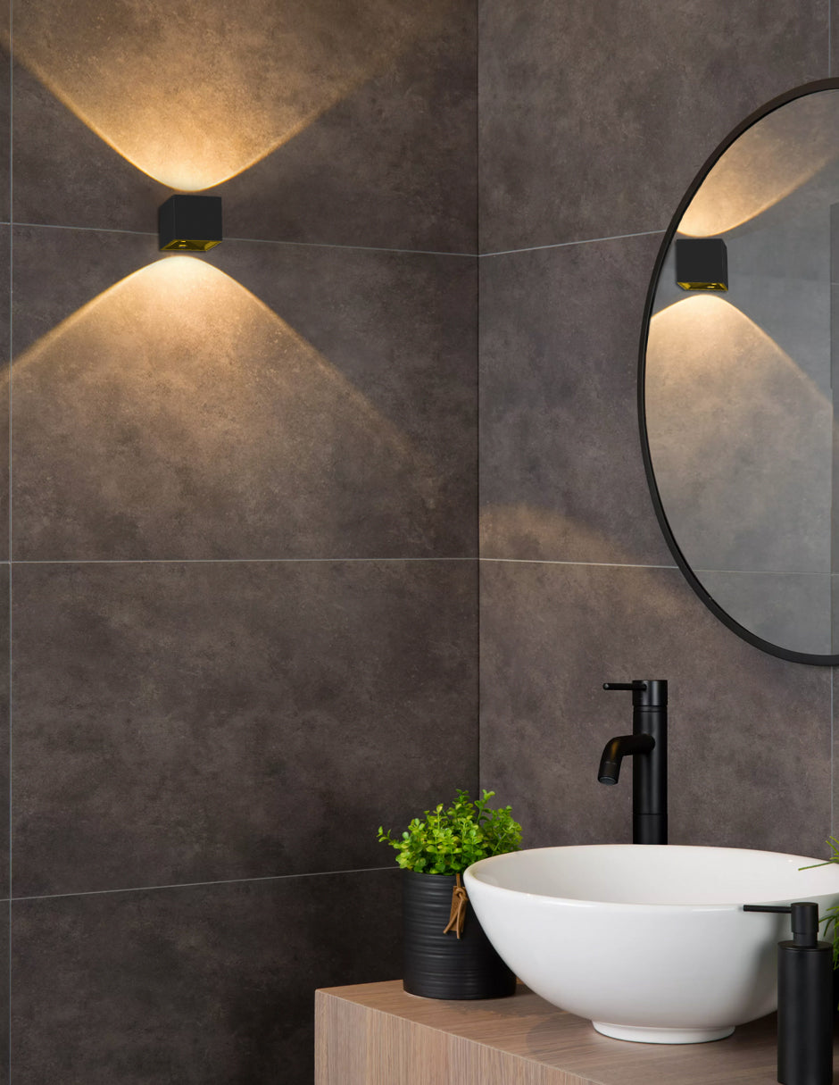 APLIQUE DECORATIVO CUBO NEGRO HAZ AJUSTABLE 2W 3000K